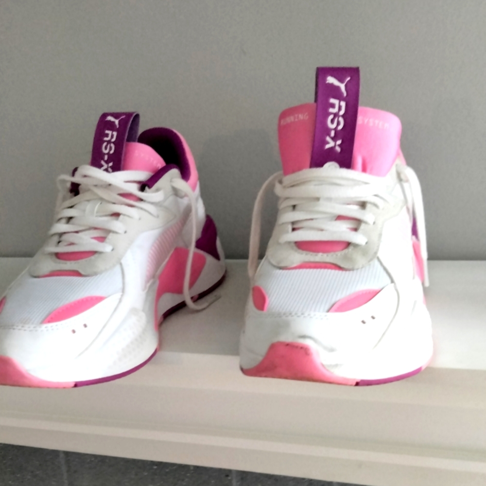 Tennis shoes Z4